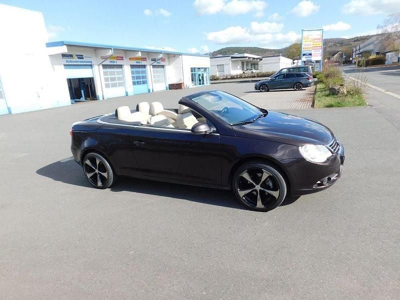 Gebraucht VW Eos 116 PS (85 kW) 2007 Braun Cabrio