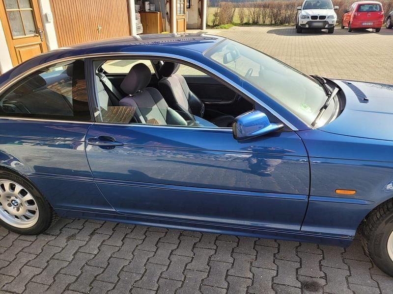 Gebraucht BMW 323 2001 Blau Coupé