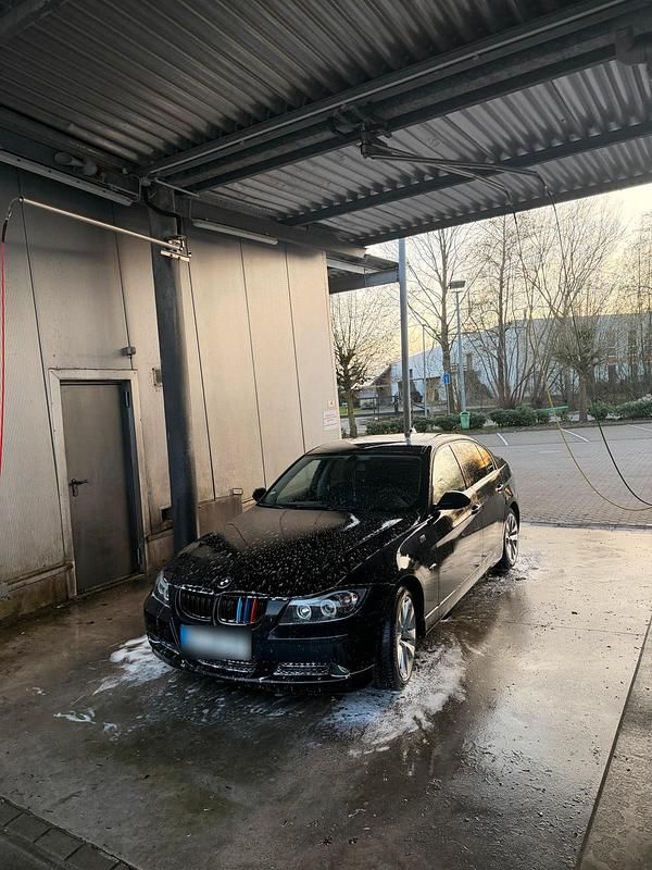 Gebraucht BMW 318 2007 Schwarz Limousine