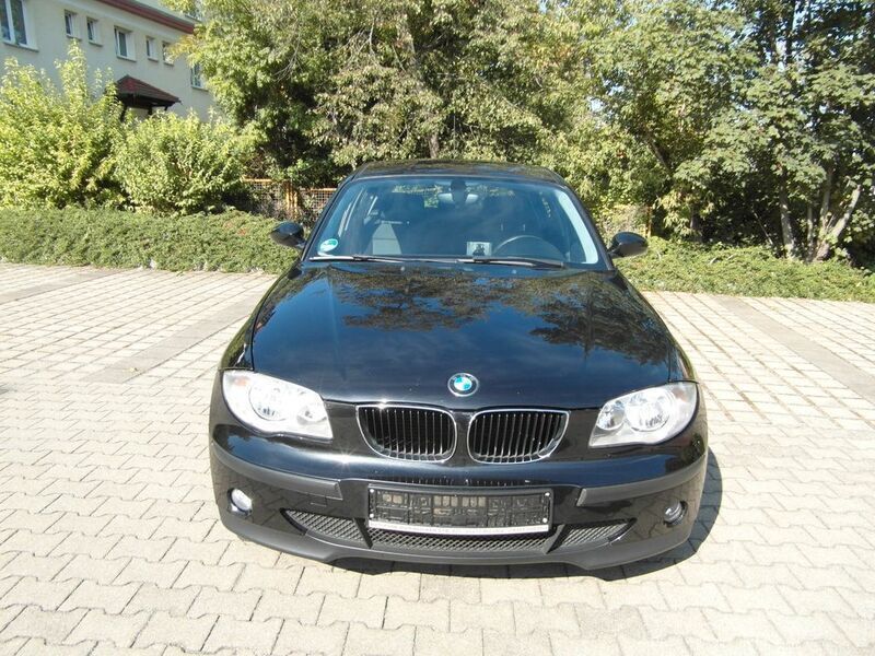 Schwarz Gebraucht 2006 BMW 116 Kleinwagen | 3.200 € (Fairer Preis) - Bild 1/4