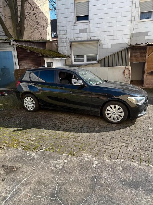 Gebraucht BMW 116 136 PS (100 kW) 2013 Schwarz Kleinwagen