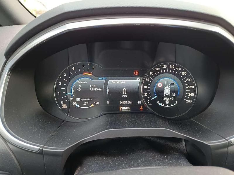 Grün Gebraucht 2019 Ford S-MAX ST-Line Van / Kleinbus | 26.500 € (Fairer Preis) - Bild 1/1