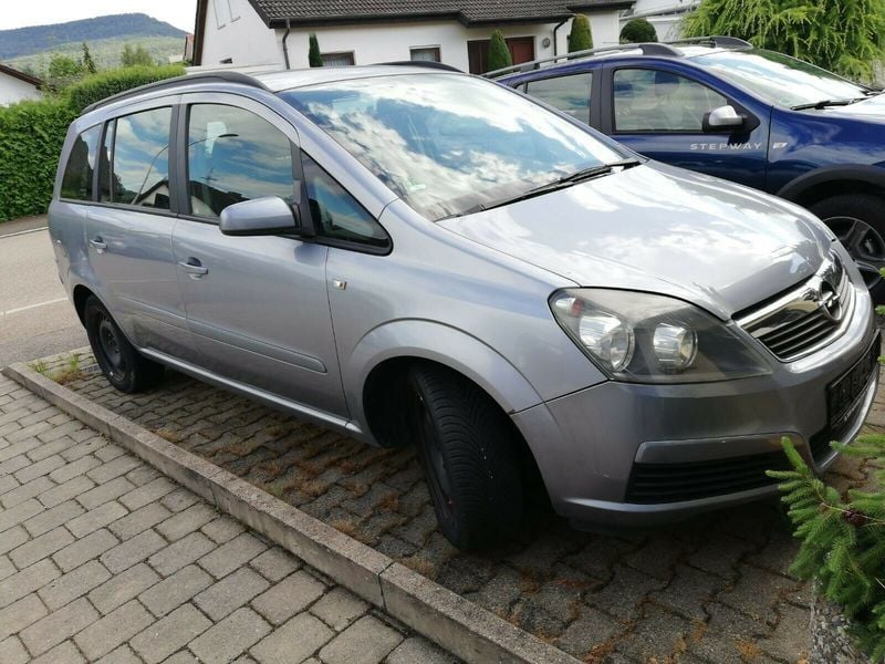 Verkauft Opel Zafira A-H/Monocab BG11, gebraucht 2006, 180.000 km in  Mössingen