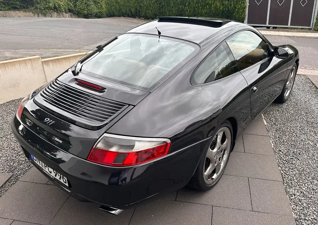 Gebraucht Porsche 911 Carrera 4 Edition 300 PS (220 kW) 2000 Violett Coupé