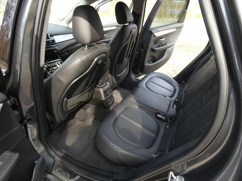 Gebraucht BMW 220 192 PS (141 kW) 2018 Grau Kombi