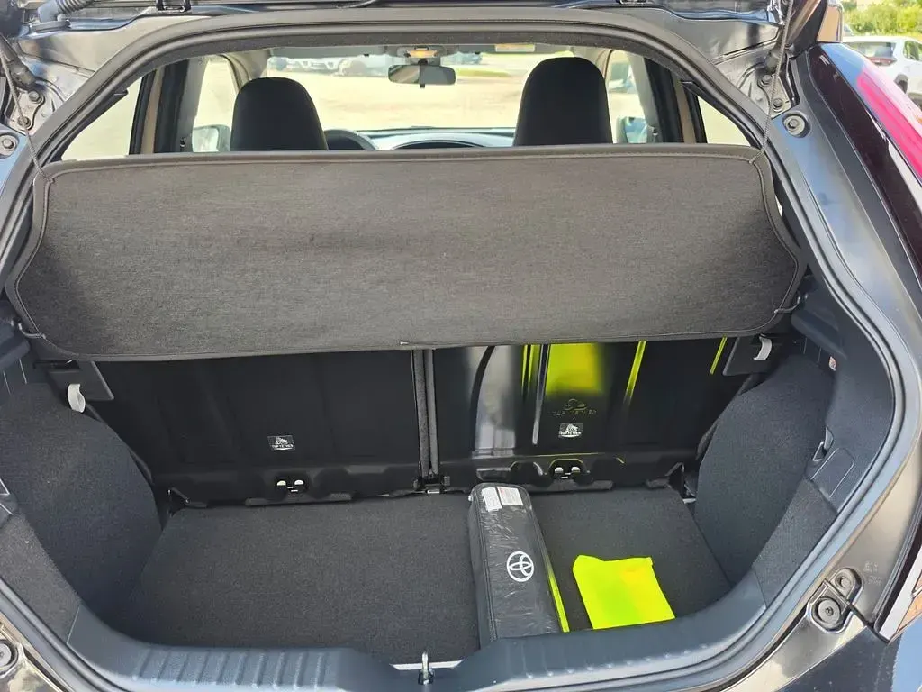 Gebraucht Toyota Aygo X Pulse 72 PS (52 kW) 2023 Beige SUV