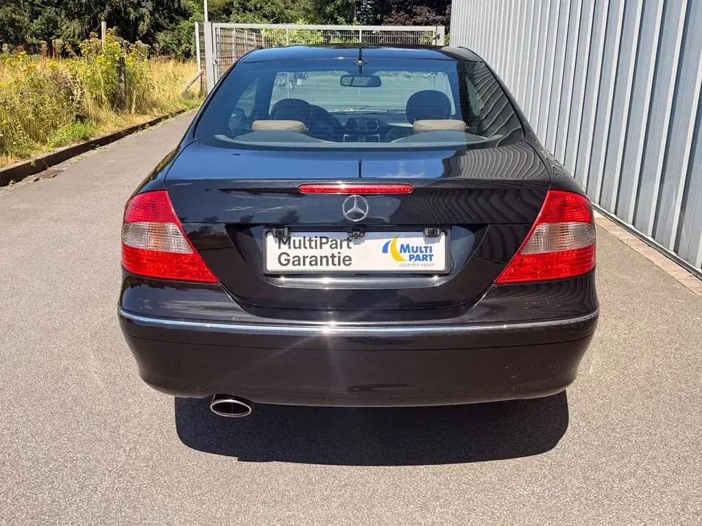 Gebraucht Mercedes CLK350 Avantgarde 272 PS (200 kW) 2006 Schwarz Coupé