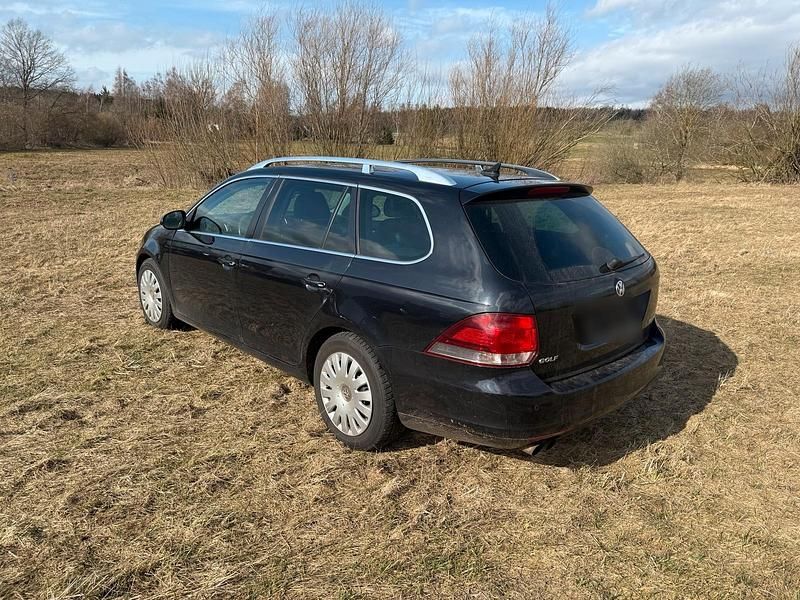 Gebraucht VW Golf VI 103 PS (75 kW) 2010 Schwarz Kleinwagen