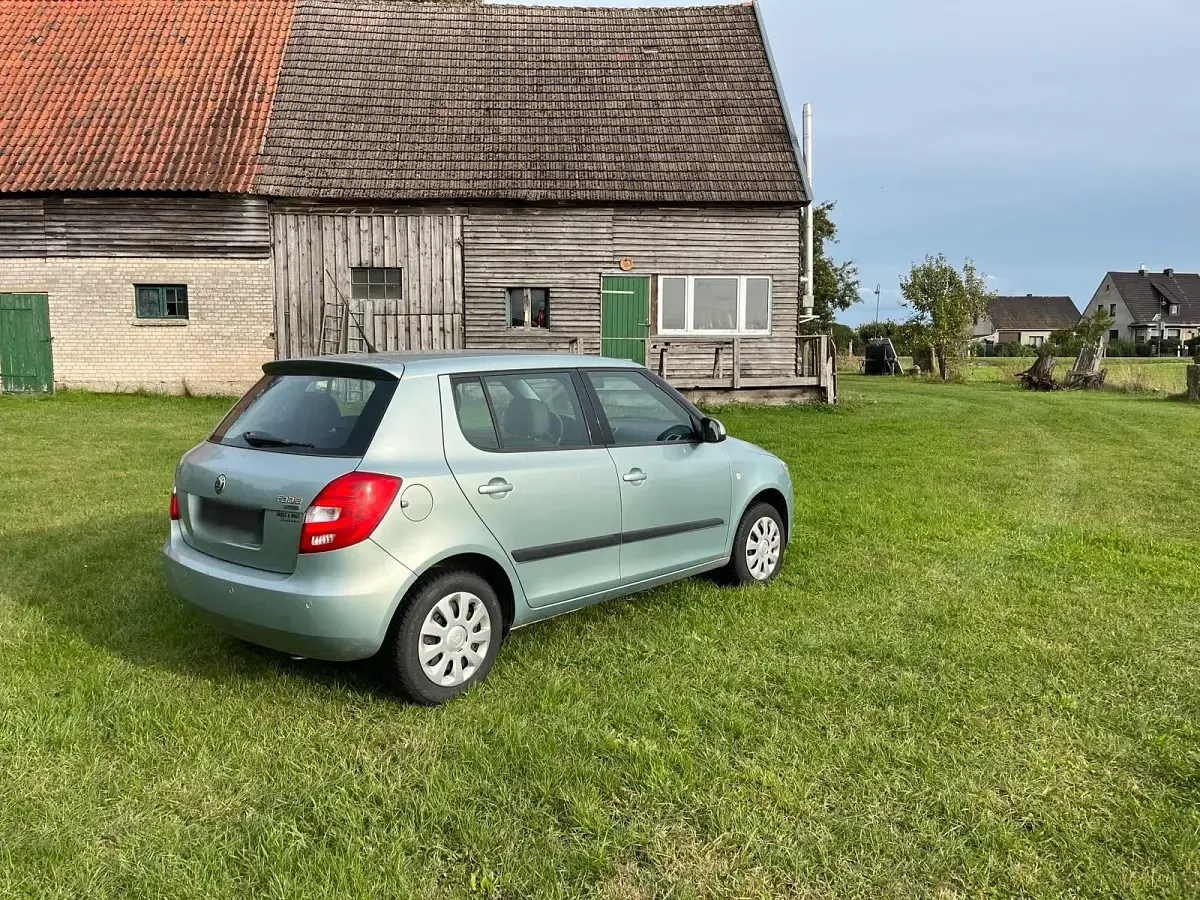 Gebraucht Skoda Fabia 85 PS (62 kW) 2009 Grün Kleinwagen