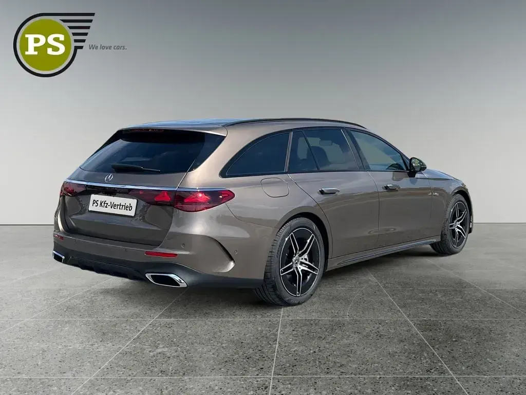 Gebraucht Mercedes E300 Sport 313 PS (230 kW) 2026 Braun Kombi