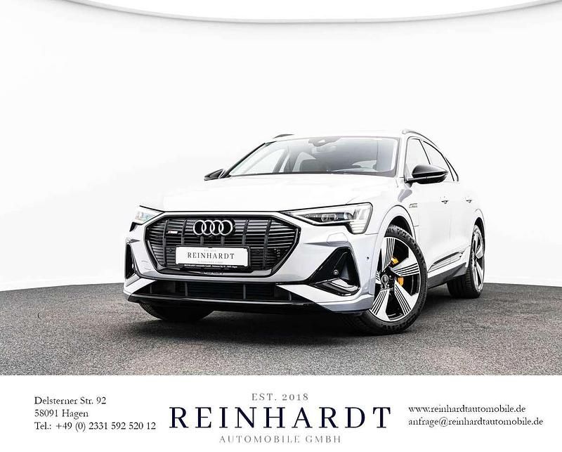Florettsilber metallic Gebraucht 2022 Audi e-tron Sportback S-Line SUV | 39.660 € (Superpreis) - Bild 1/3