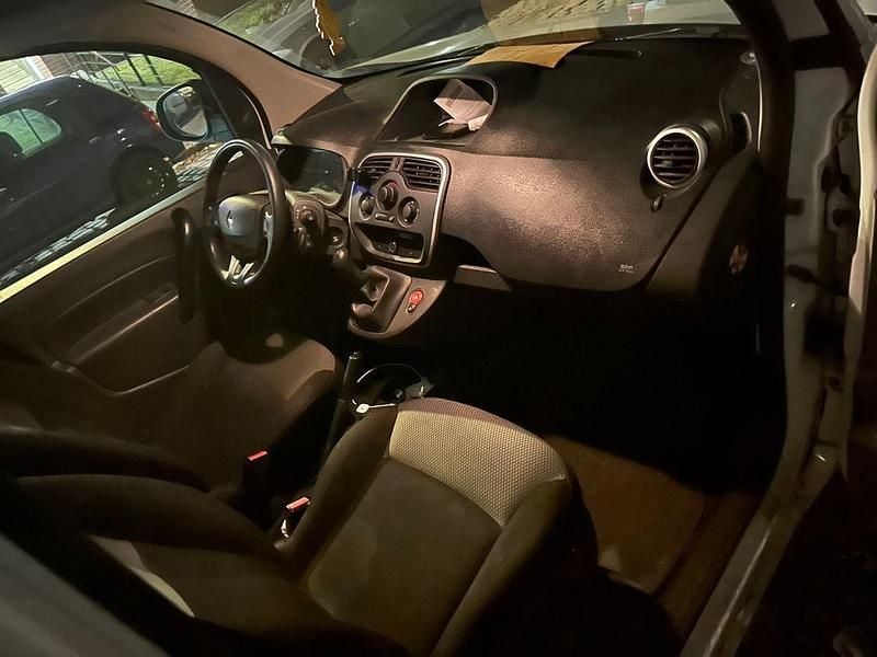 Gebraucht Renault Kangoo Experience 90 PS (66 kW) 2017 Weiß Van / Kleinbus