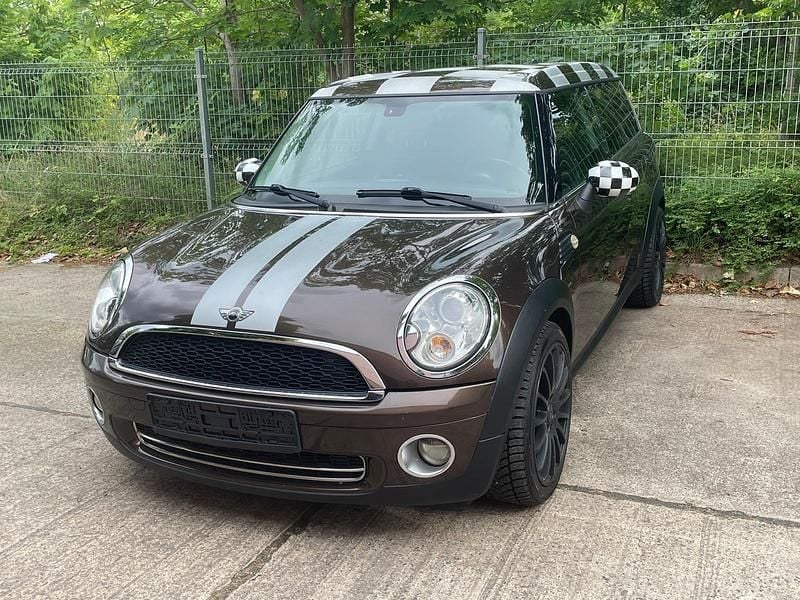 Braun Gebraucht 2009 Mini Clubman Kombi | 4.499 € (Fairer Preis) - Bild 1/4