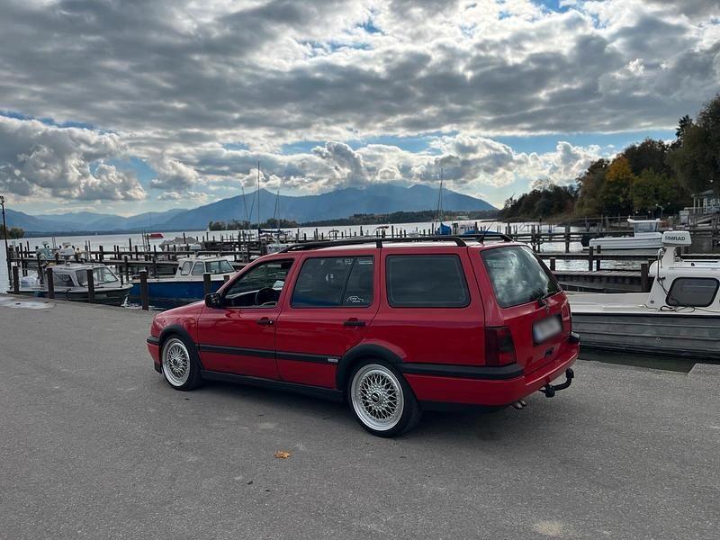 Gebraucht VW Golf III 190 PS (139 kW) 1995 Rot Kombi