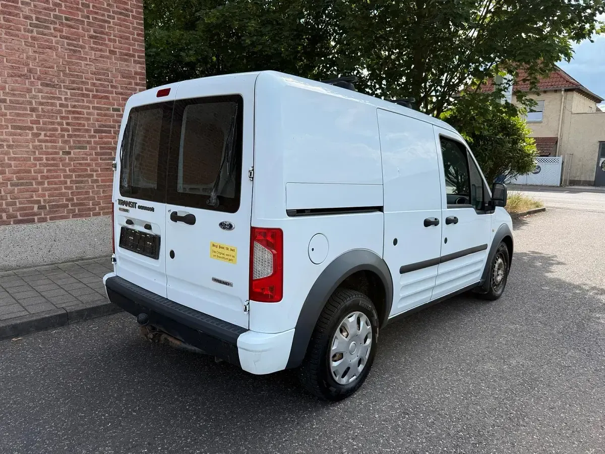 Gebraucht Ford Transit Connect 110 PS (80 kW) 2013 Weiß Van / Kleinbus