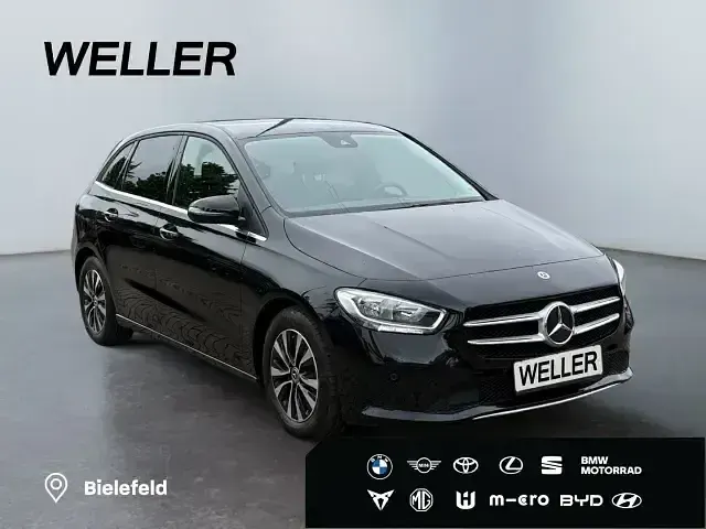 Gebraucht Mercedes B180 Style 116 PS (85 kW) 2022 Schwarz Kleinwagen