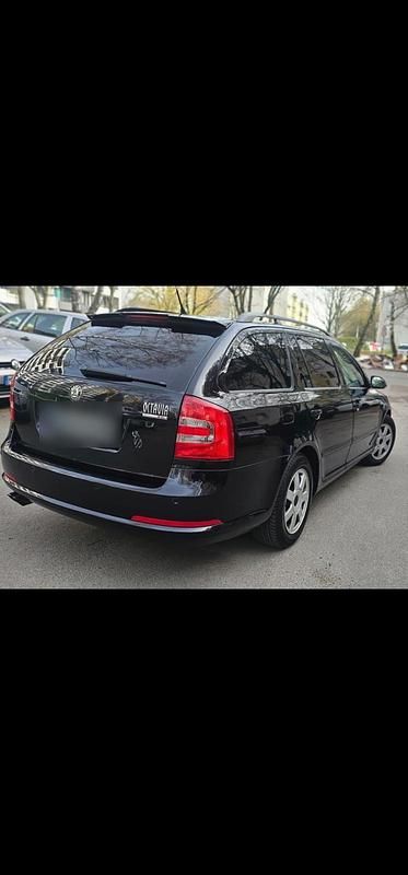 Gebraucht Skoda Octavia 160 PS (117 kW) 2007 Schwarz Kombi