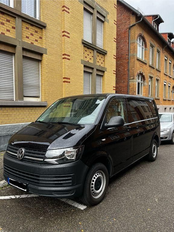 Schwarz Gebraucht 2019 VW T6.1 Van | 18.250 € (Etwas zu teuer) - Bild 1/4