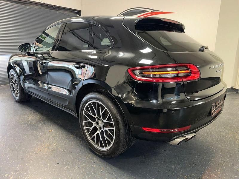 Gebraucht Porsche Macan S 258 PS (189 kW) 2017 Schwarz SUV