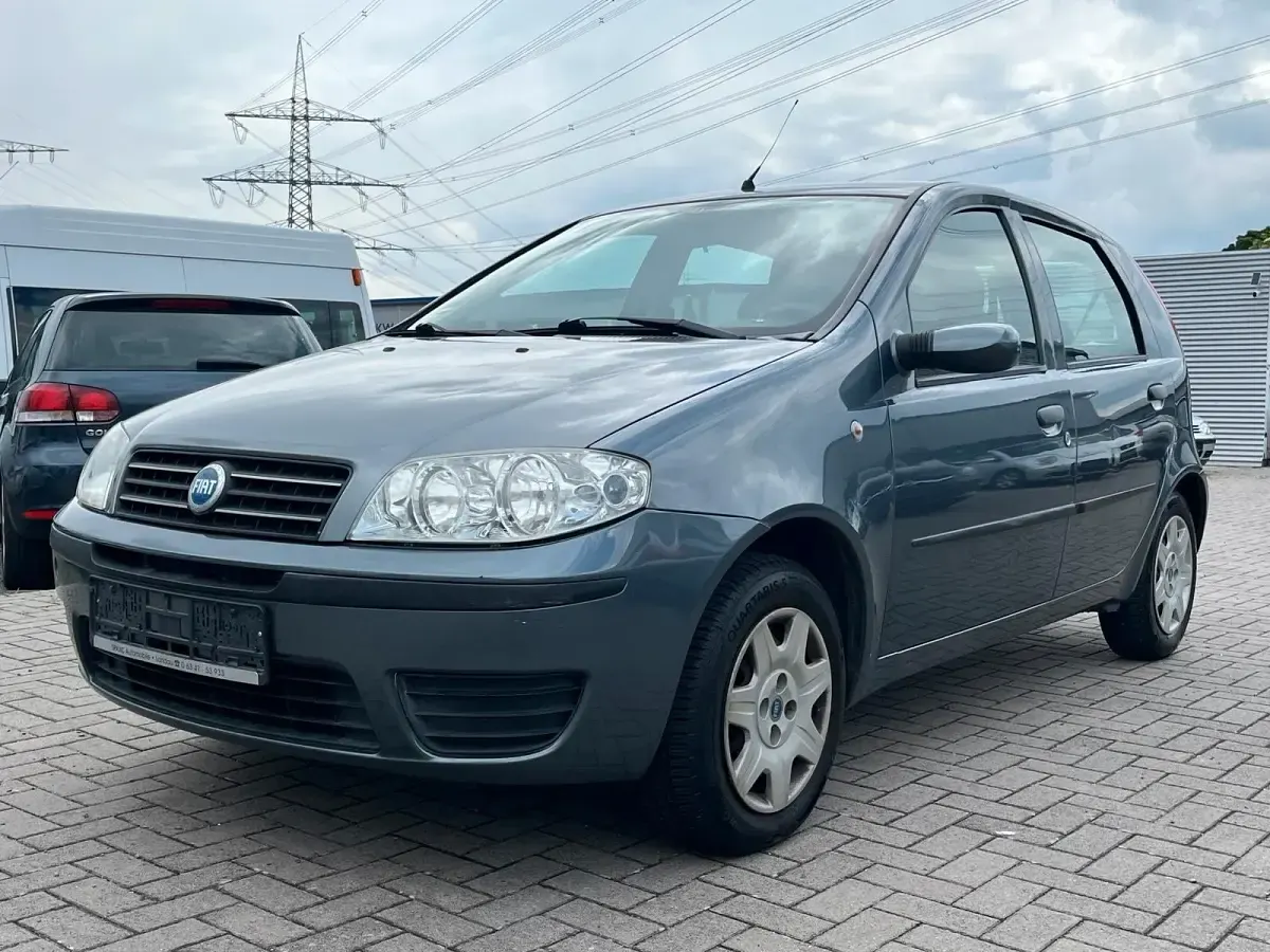 Gebraucht Fiat Punto 60 PS (44 kW) 2004 Grau Kleinwagen