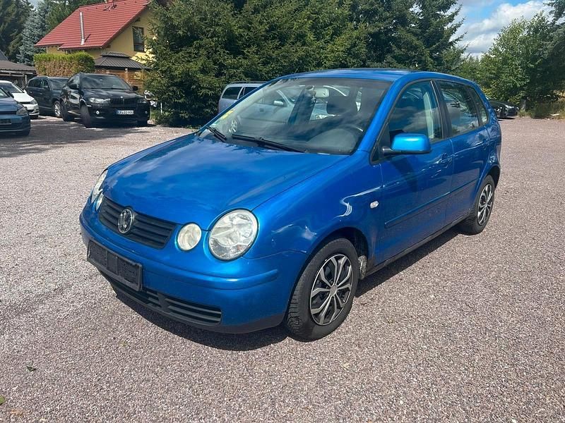 Blau Gebraucht 2005 VW Polo Cricket Kleinwagen | 3.490 € (Etwas zu teuer) - Bild 1/4