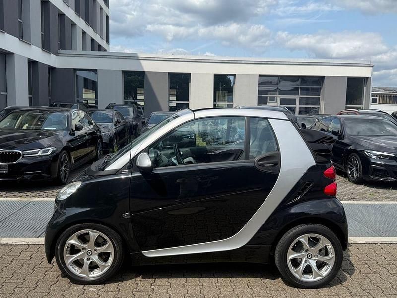 Schwarz Gebraucht 2011 Smart ForTwo Cabrio Cabrio | 4.900 € (Fairer Preis) - Bild 1/4