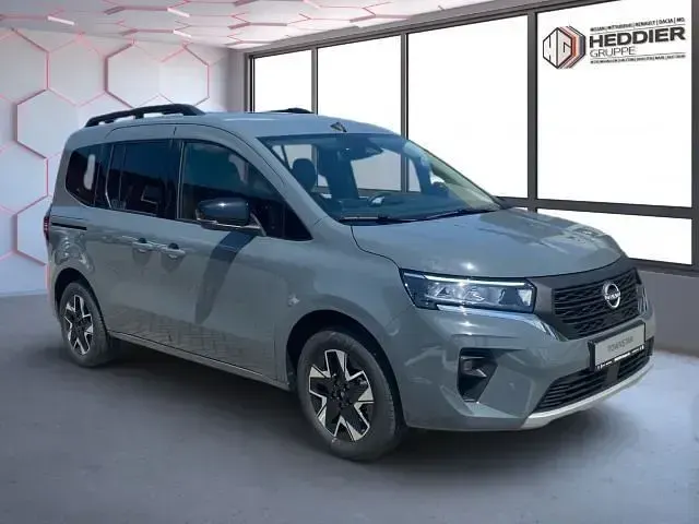 Neu Nissan Townstar 360º 131 PS (96 kW) 2026 Grau Kombi