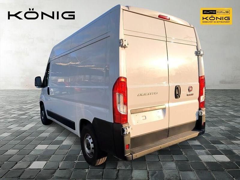 Gebraucht Fiat Ducato 120 PS (88 kW) 2023 Weiß Van