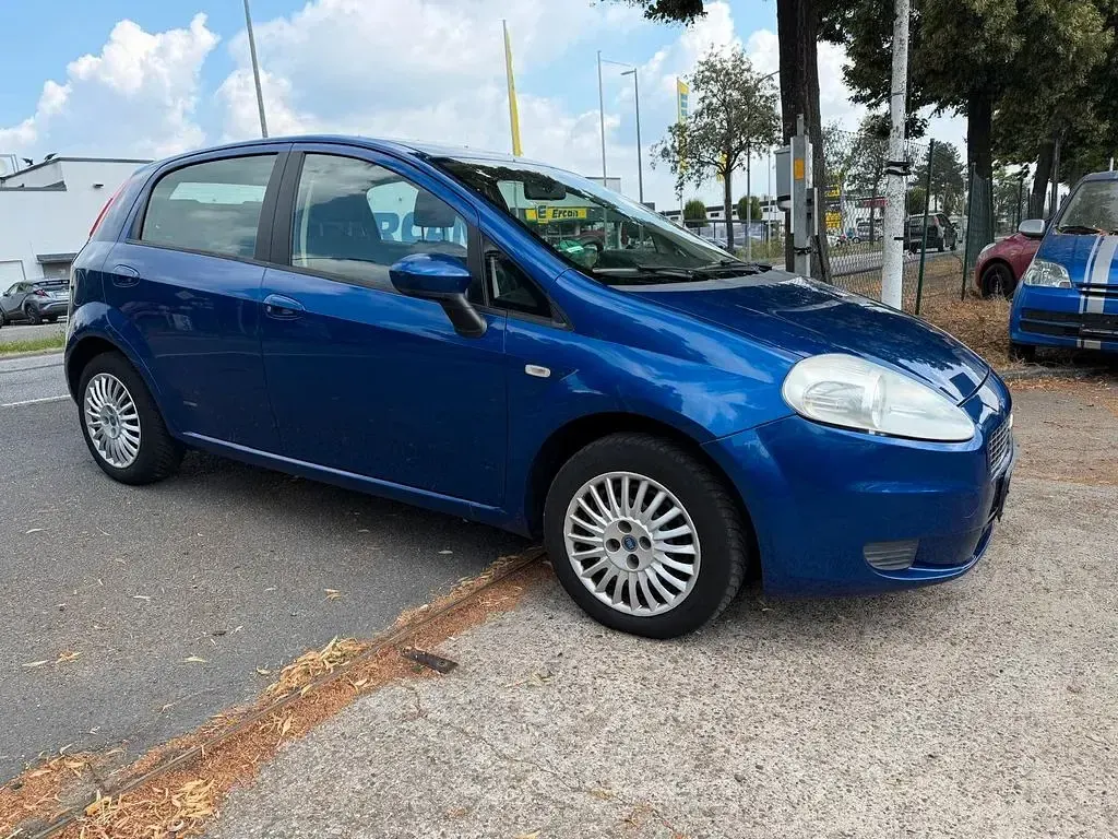 Gebraucht Fiat Grande Punto Dynamic 77 PS (56 kW) 2007 Blau Kleinwagen