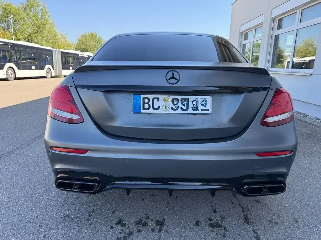 Gebraucht Mercedes E63S AMG AMG 612 PS (450 kW) 2018 Grau Limousine