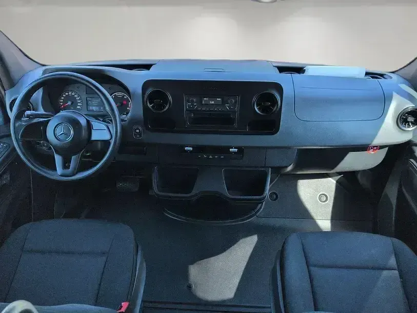 Gebraucht Mercedes E-Sprinter 85 kW (116 PS) 2020 Amazon grau Van