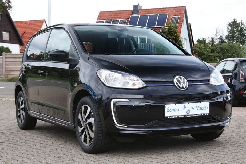 Gebraucht VW e-up! Active 61 kW (83 PS) 2021 Schwarz Kleinwagen