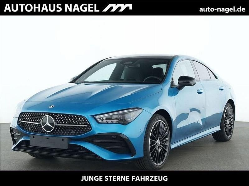 Blau Gebraucht 2024 Mercedes CLA250e Premium Limousine | 39.989 € (Teuer) - Bild 1/4