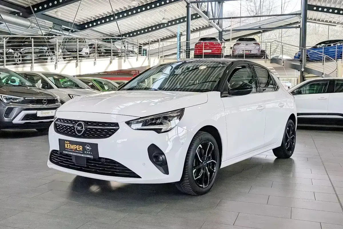 Gebraucht Opel Corsa Elegance 101 PS (74 kW) 2020 Weiß Kleinwagen