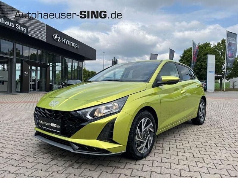 Lucid lime Neu 2025 Hyundai i20 Kleinwagen | 21.880 € (Guter Preis) - Bild 1/4