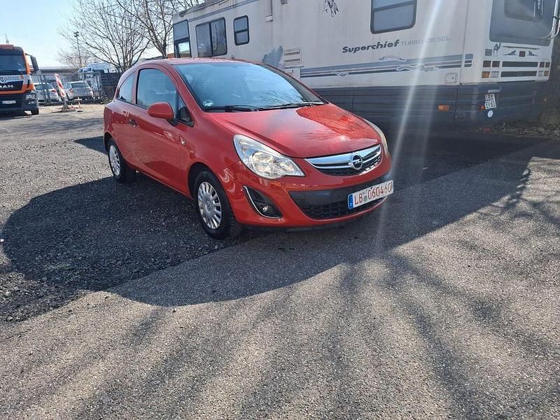 Gebraucht Opel Corsa Selection 69 PS (50 kW) 2014 Rot Kleinwagen