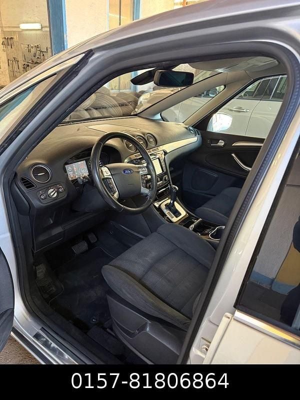 Occasion Ford S-MAX Titanium 163 ch (119 kW) 2010 Argent Monospace