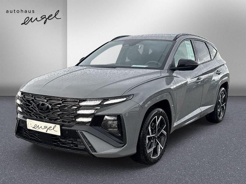 Shadow grey uni Neu 2025 Hyundai Tucson N Line SUV | 36.989 € (Fairer Preis) - Bild 1/4