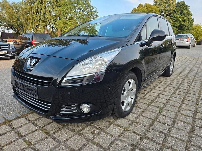 Schwarz Gebraucht 2012 Peugeot 5008 Active Van / Kleinbus | 4.290 € (Fairer Preis) - Bild 1/4