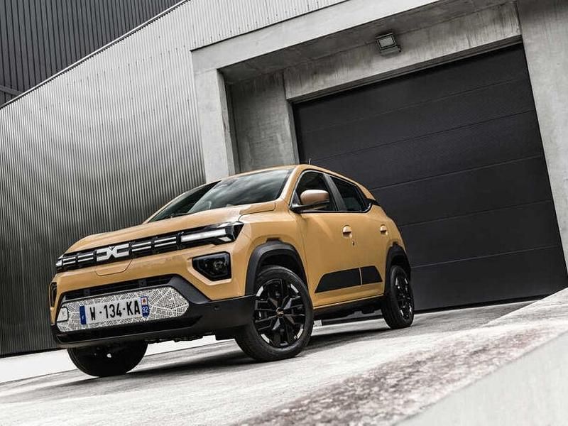 Gebraucht Dacia Spring Extreme 47 kW (65 PS) 2024 Beige safari (metallic) Kleinwagen