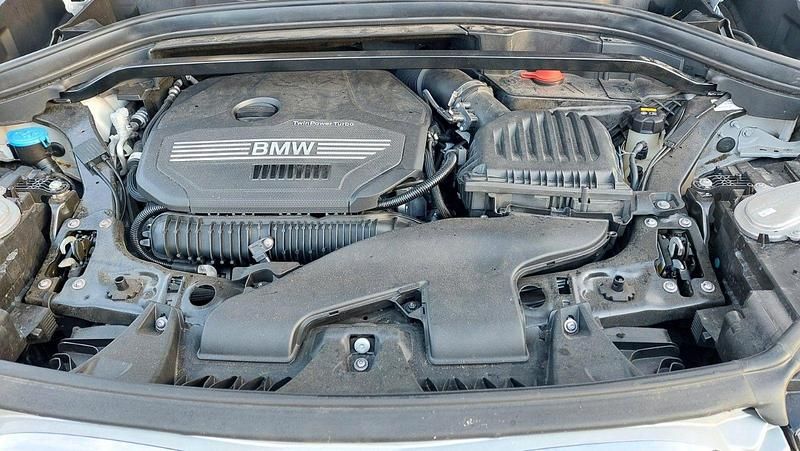 Gebraucht BMW X1 Advantage 231 PS (169 kW) 2019 Silber SUV