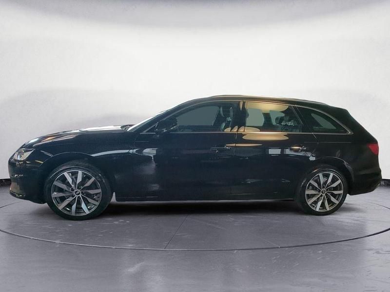 Gebraucht Audi A4 Ambiente 150 PS (110 kW) 2021 Schwarz Kombi