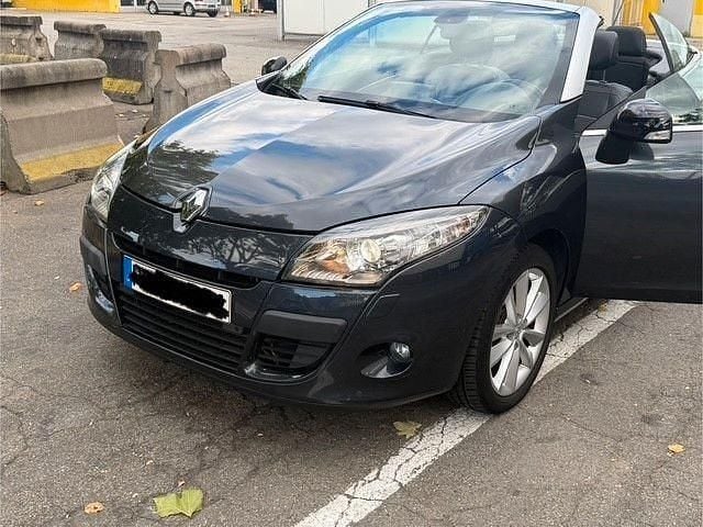 Schwarz Gebraucht 2011 Renault Mégane Cabriolet Cabrio | 6.649 € (Guter Preis) - Bild 1/4