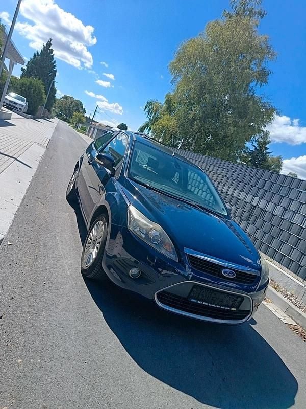 Blau Gebraucht 2009 Ford Focus Coupé | 2.299 € (Superpreis) - Bild 1/4