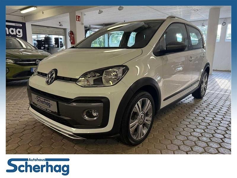 Pure white Gebraucht 2018 VW up! Kleinwagen | 9.970 € (Etwas zu teuer) - Bild 1/4