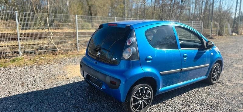 Gebraucht Citroën C1 68 PS (50 kW) 2012 Blau Kleinwagen