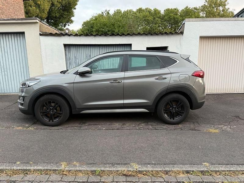 Gebraucht Hyundai Tucson Premium 177 PS (130 kW) 2018 Grau SUV