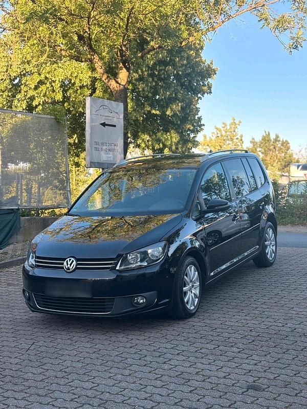 Gebraucht VW Touran Style 140 PS (102 kW) 2012 Schwarz Van / Kleinbus