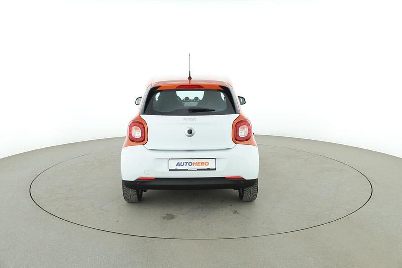 Second-hand Smart ForFour Basis 71 CP (52 kW) 2019 Alb Hatchback