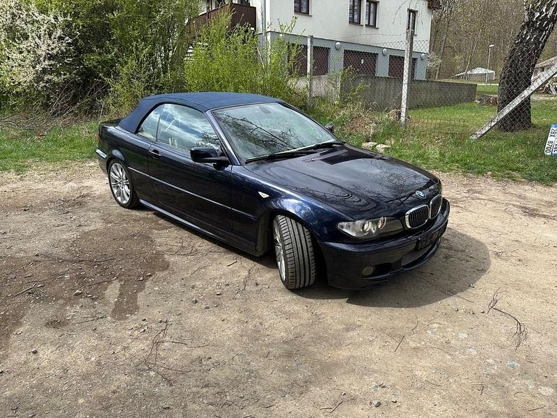 Gebraucht BMW 325 M Sport 192 PS (141 kW) 2003 Blau Cabrio